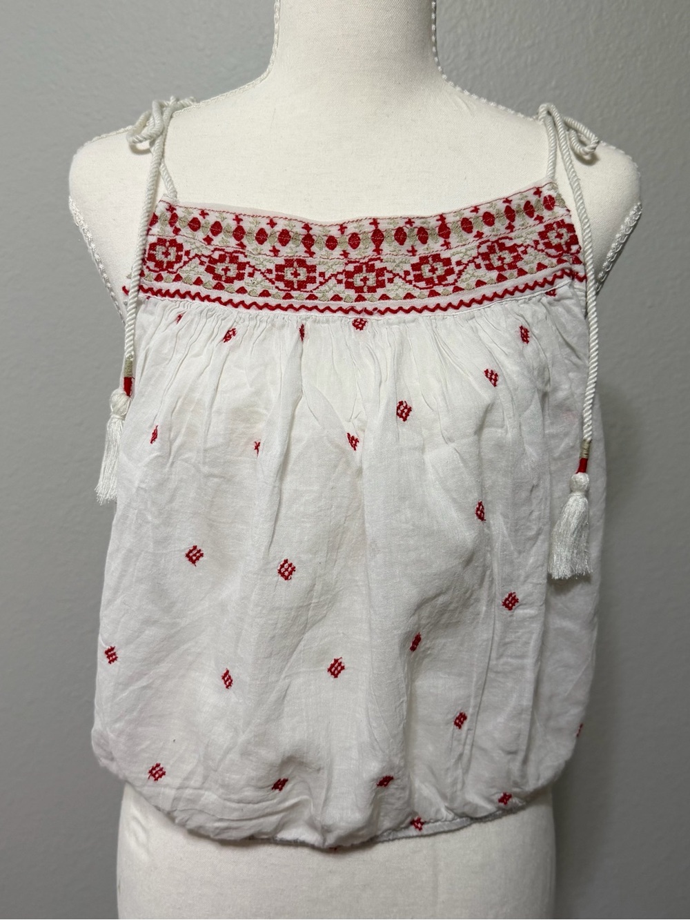 Free People Ivory Red Embroidered Tassel Tie Gauze Medium Camisole Top Festival